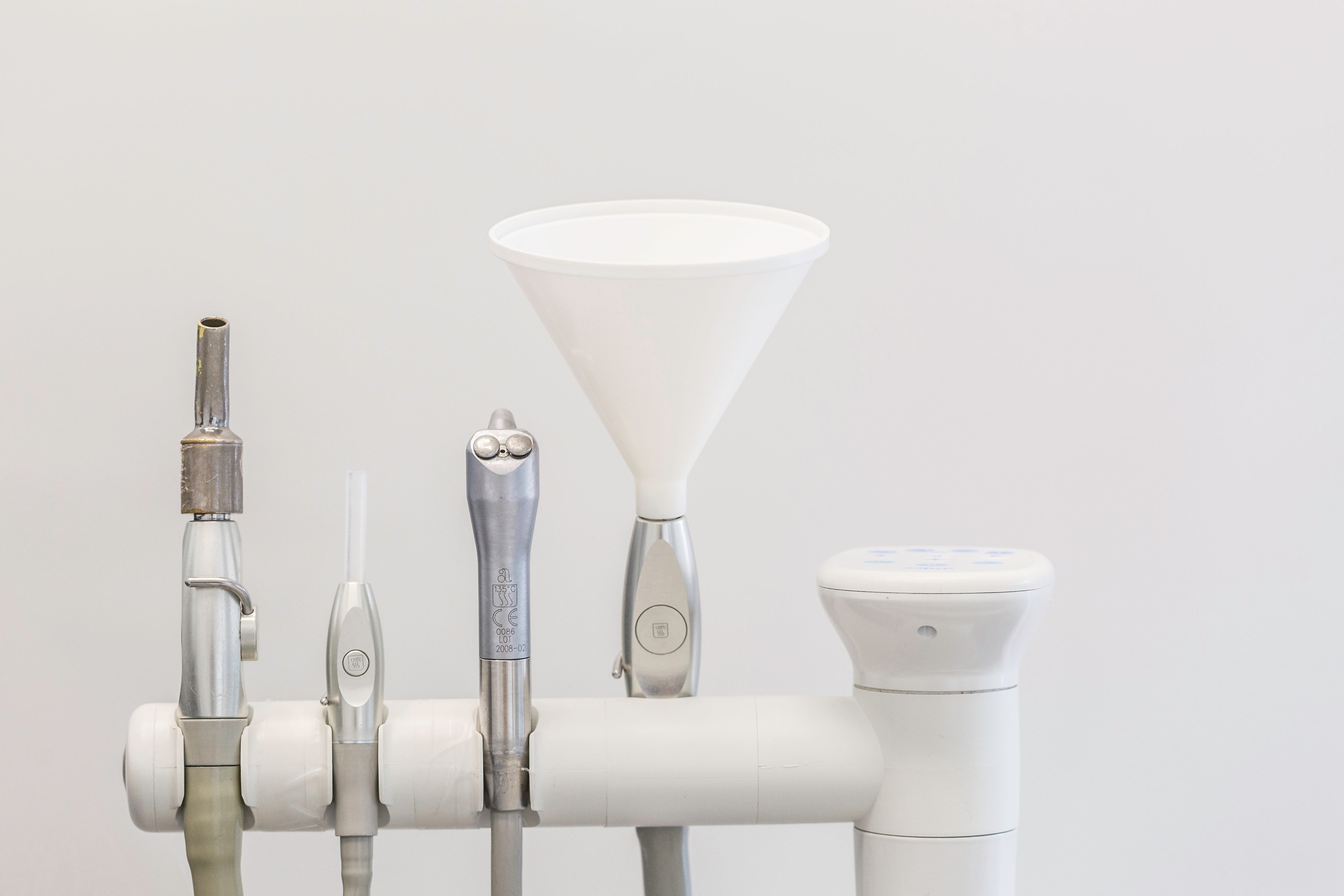 Single Use Equipment – Goldgreen Dental Supplies
