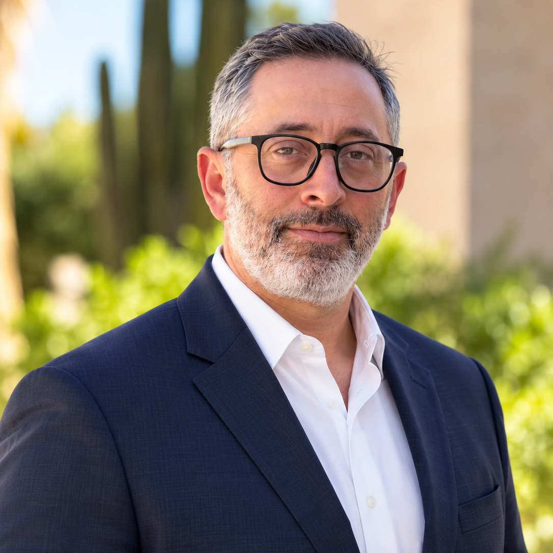 Steve Goldring CEO GoldGreen Dental Supplies